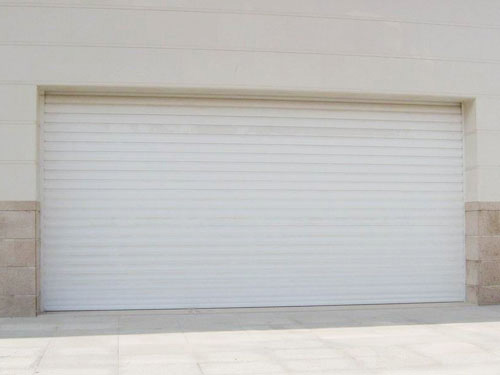 東莞車(chē)庫(kù)門(mén)選擇的考慮因素有哪些？